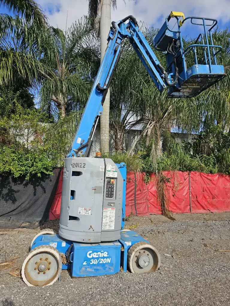 2007 Genie Z-30/20N Electric Articulating Boom Lift