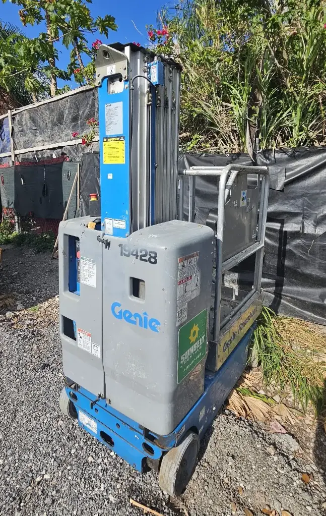 2016 Genie GR-20 Electric Vertical Mast Lift